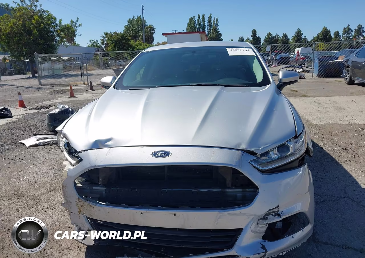 2015 Ford Fusion S VIN:3FA6P0G70FR115270 - 13