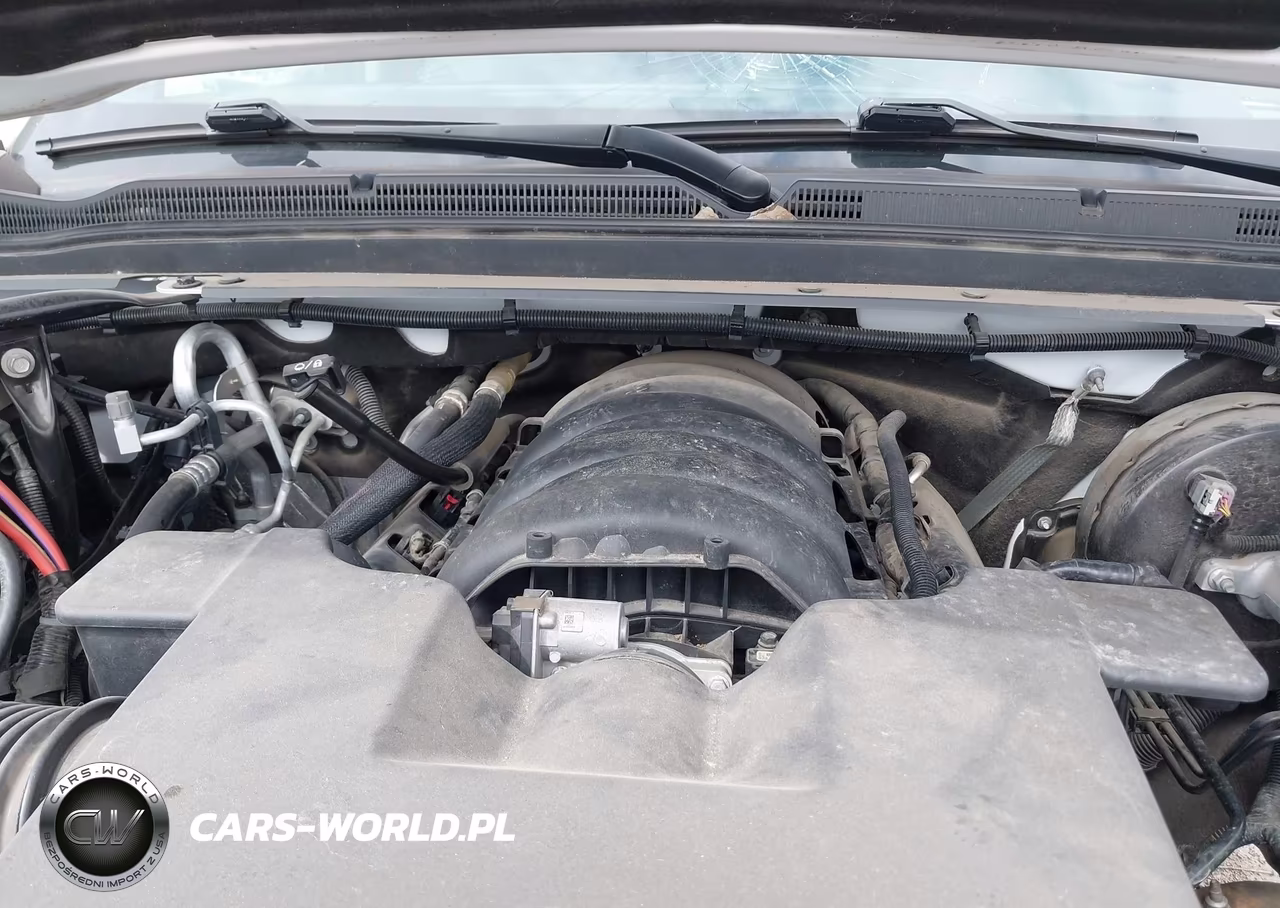 2019 Chevrolet Suburban Lt VIN:1GNSCHKC0KR387483 - 10