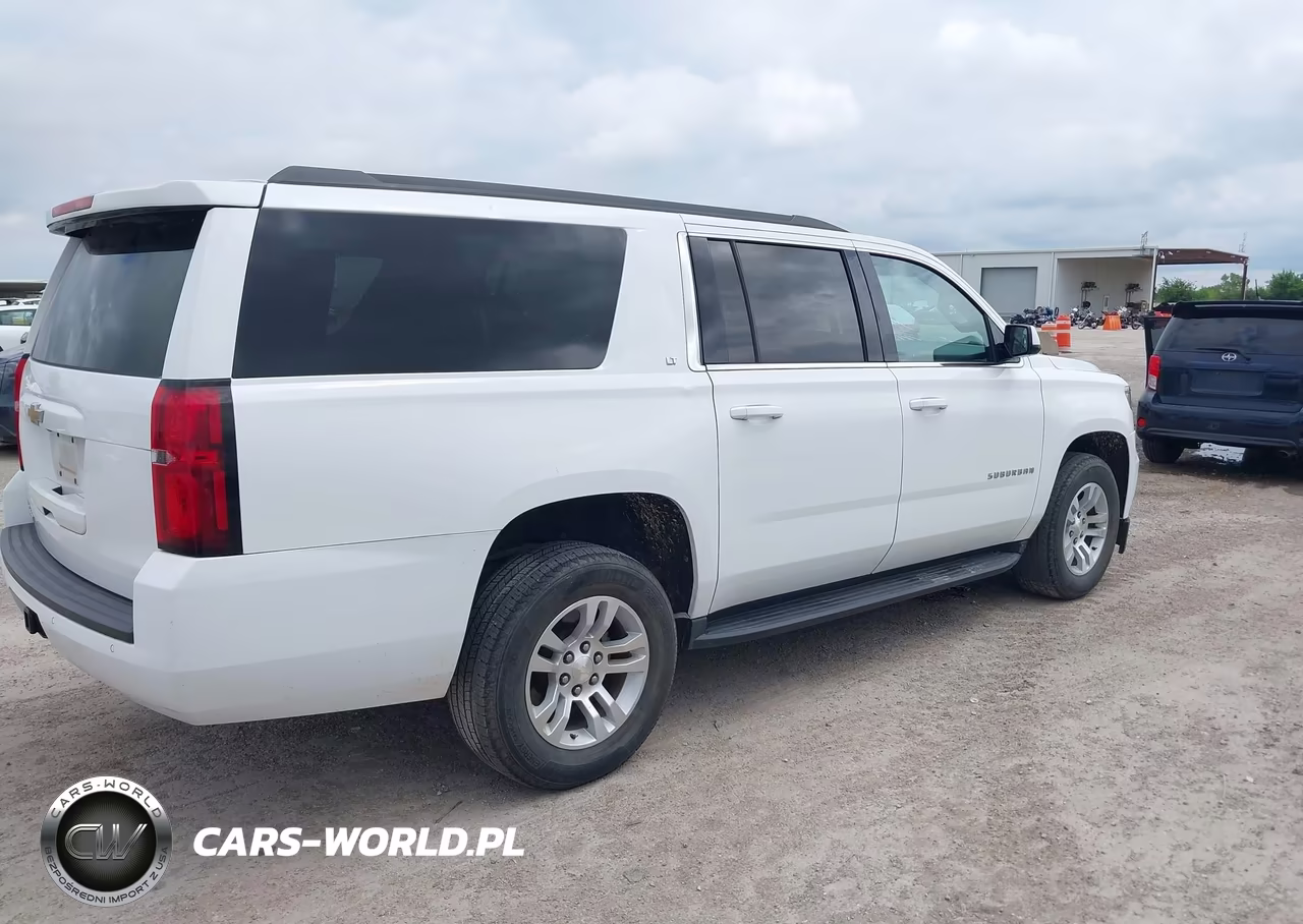 2019 Chevrolet Suburban Lt VIN:1GNSCHKC0KR387483 - 4