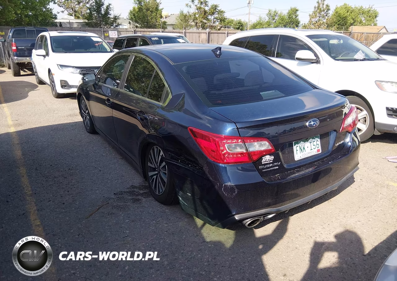 2018 Subaru Legacy 2.5I Premium VIN:4S3BNAF6XJ3045779 - 14