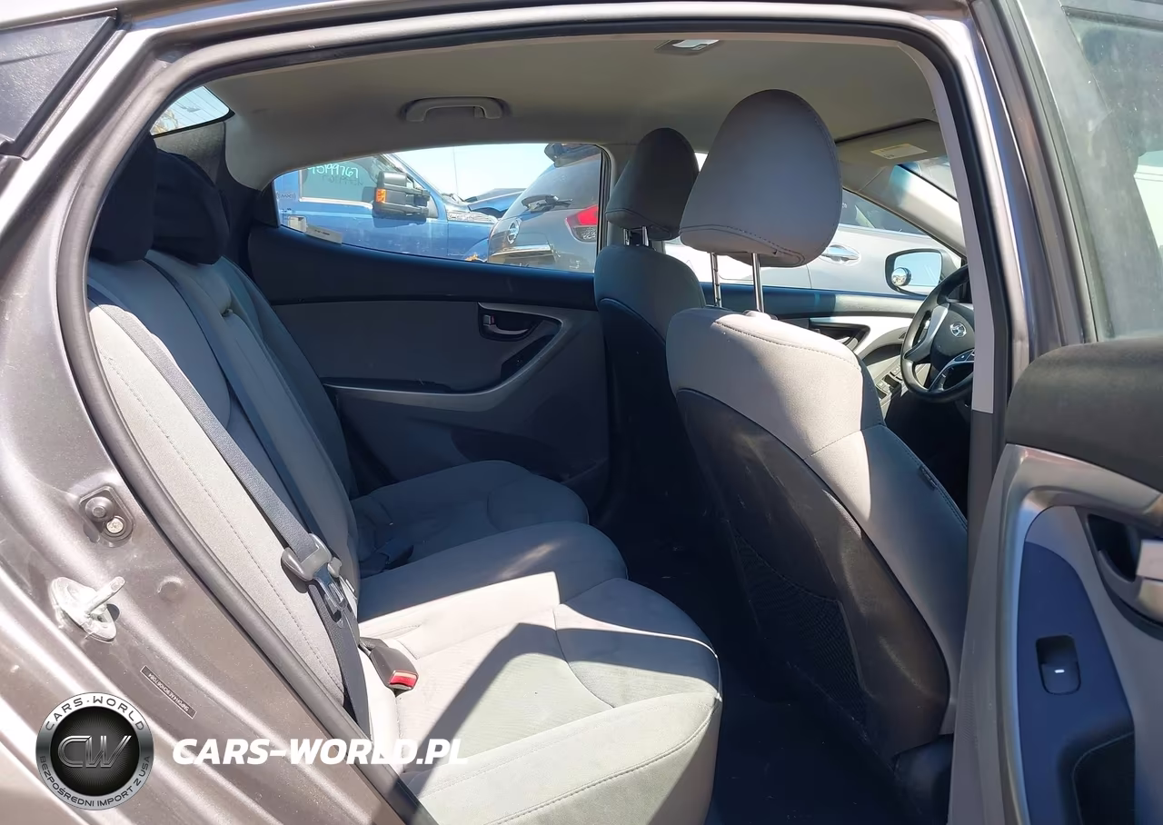 2012 Hyundai Elantra Gls VIN:5NPDH4AE9CH067084 - 8