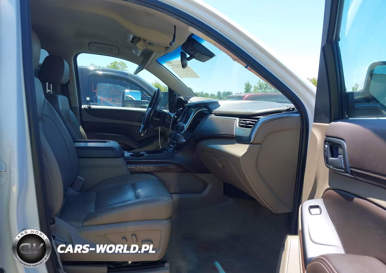2019 Chevrolet Tahoe Lt VIN:1GNSKBKC0KR120165 - 5