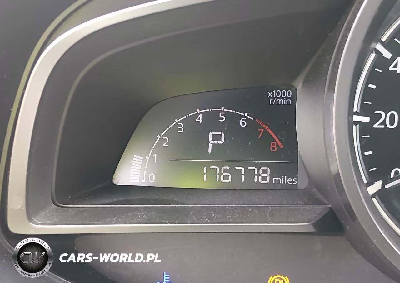 2018 Mazda Mazda3 Sport VIN:3MZBN1U73JM192727 - 15