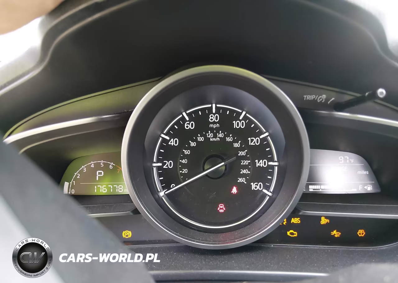 2018 Mazda Mazda3 Sport VIN:3MZBN1U73JM192727 - 7