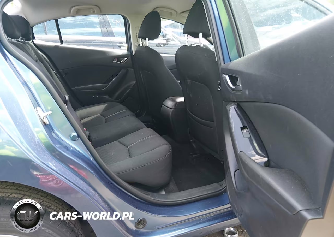 2018 Mazda Mazda3 Sport VIN:3MZBN1U73JM192727 - 8