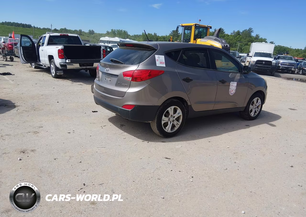 2012 Hyundai Tucson Gl VIN:KM8JT3AB2CU503289 - 4