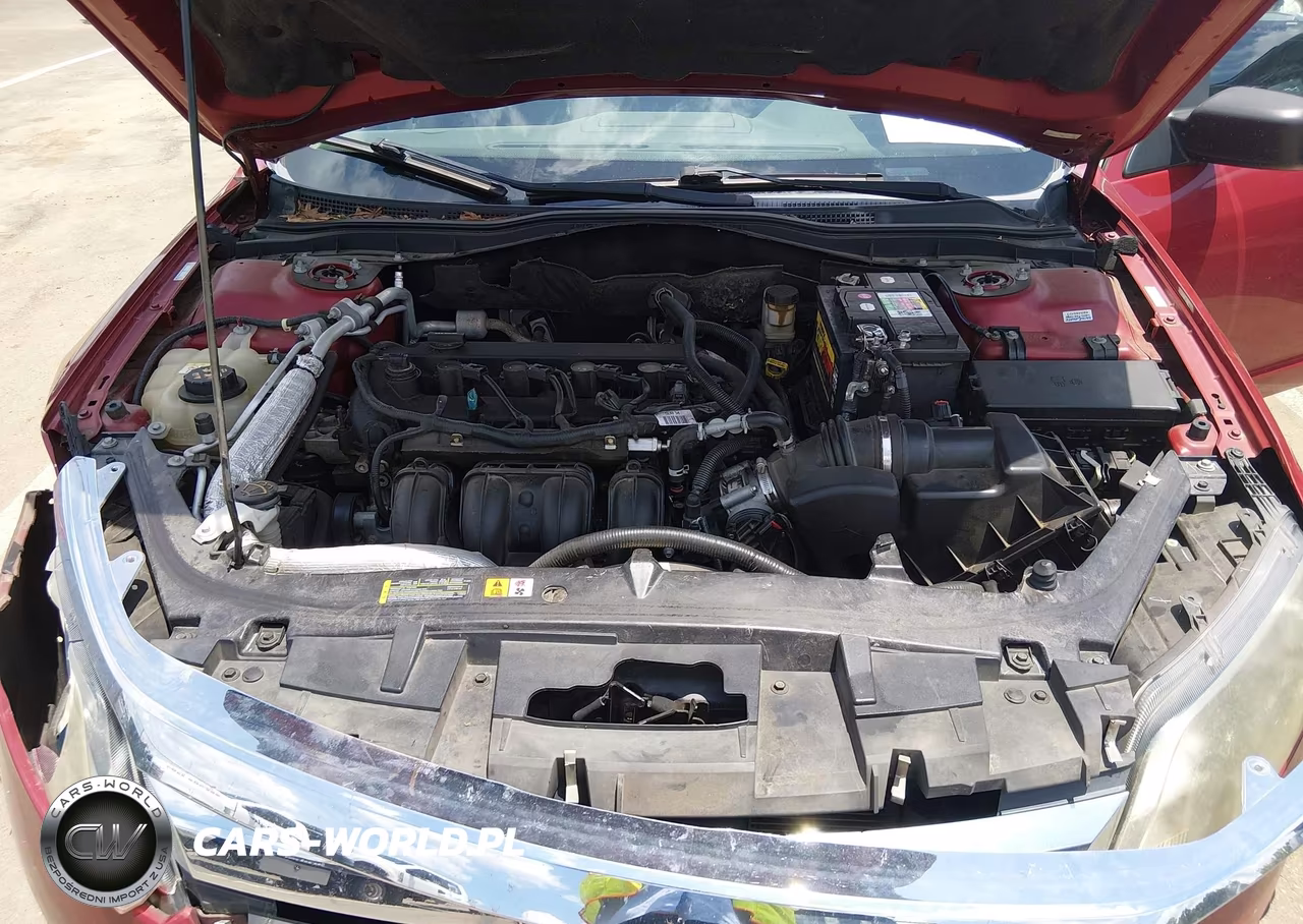 2010 Ford Fusion S VIN:3FAHP0GAXAR180172 - 10