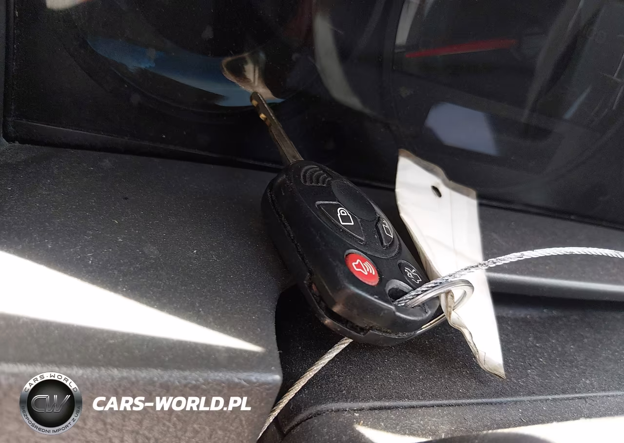 2010 Ford Fusion S VIN:3FAHP0GAXAR180172 - 11