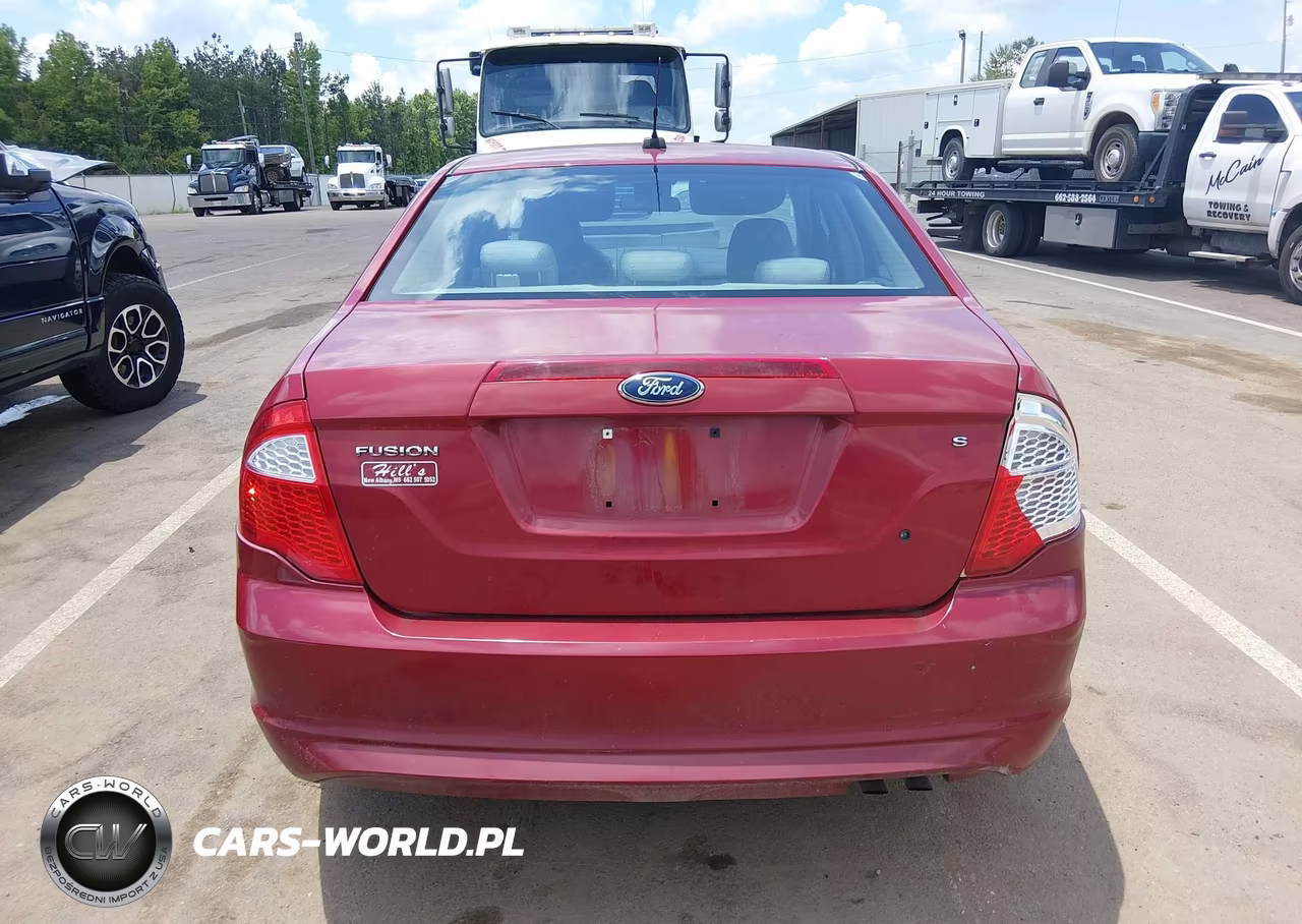 2010 Ford Fusion S VIN:3FAHP0GAXAR180172 - 16