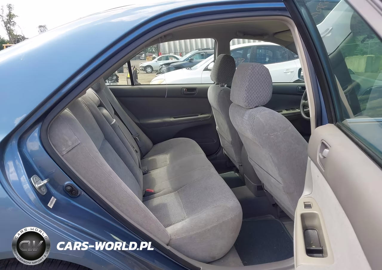 2003 Toyota Camry Le VIN:4T1BE32K53U711325 - 8