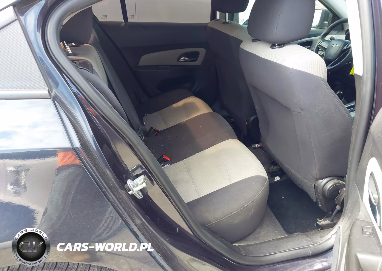 2015 Chevrolet Cruze Ls Auto VIN:1G1PA5SG7F7292791 - 8