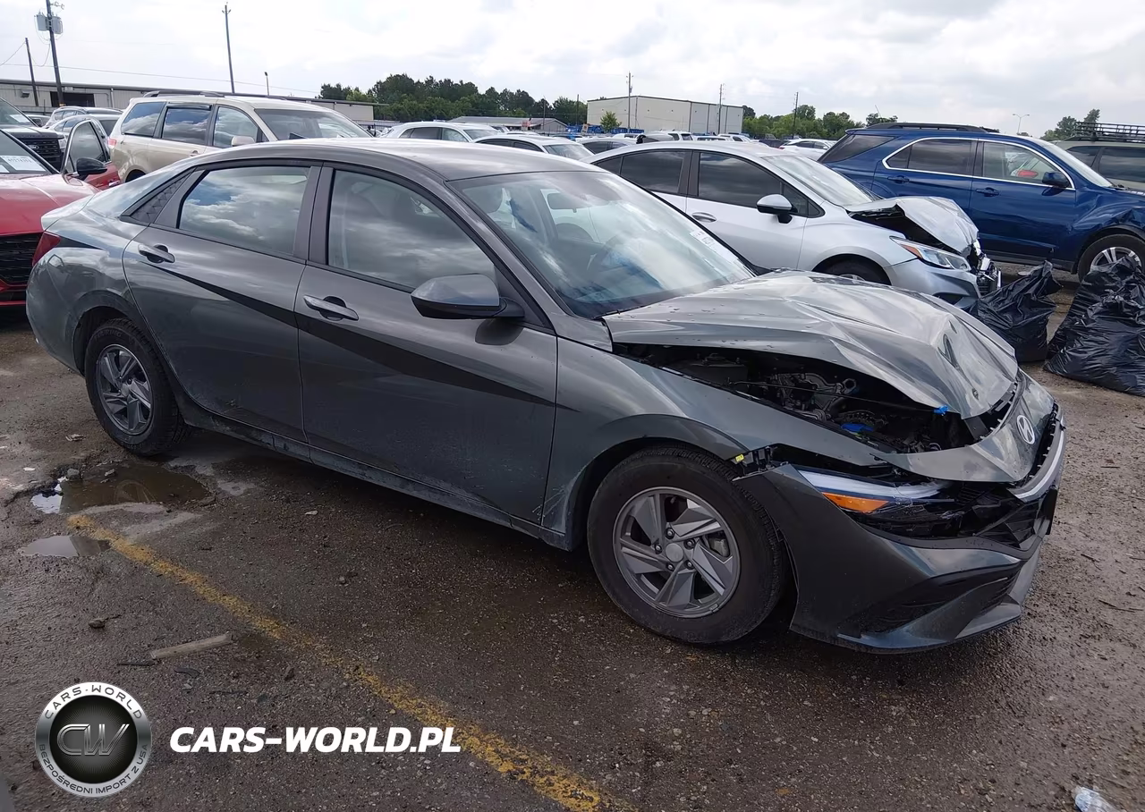 2026 Hyundai Elantra Se – zdjęcie 1 z 16