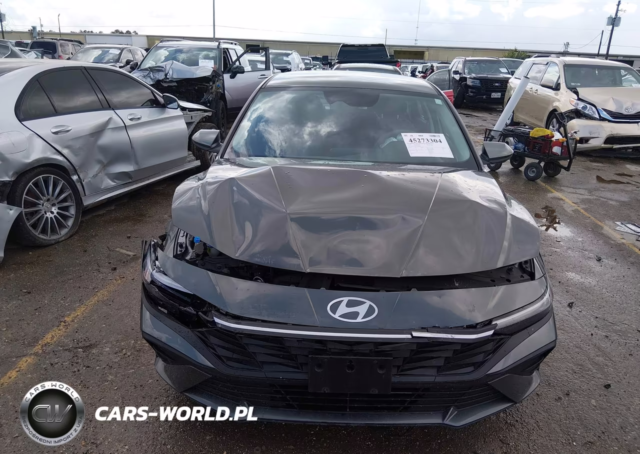 2026 Hyundai Elantra Se VIN:KMHLL4DG7TU182694 - 12