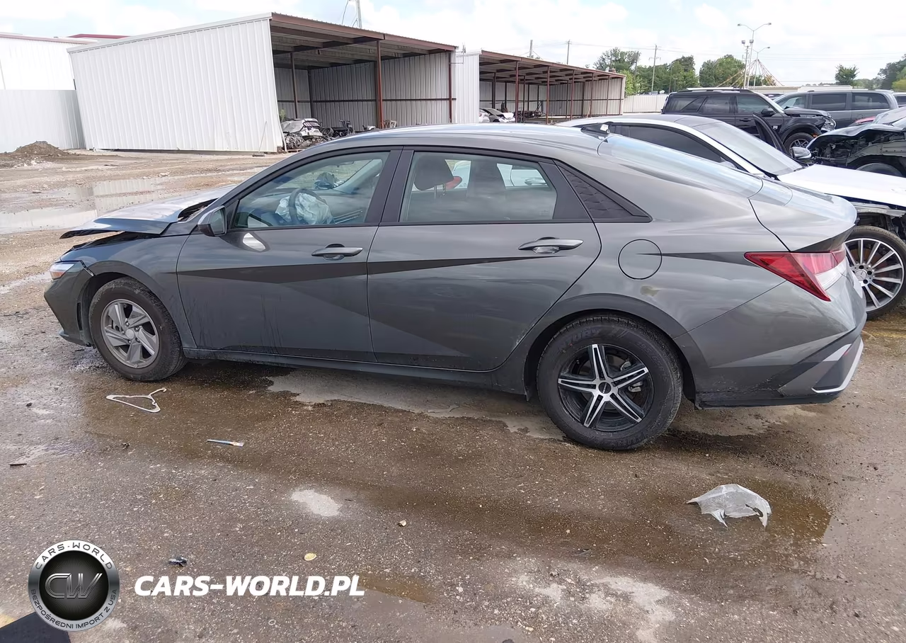 2026 Hyundai Elantra Se VIN:KMHLL4DG7TU182694 - 14