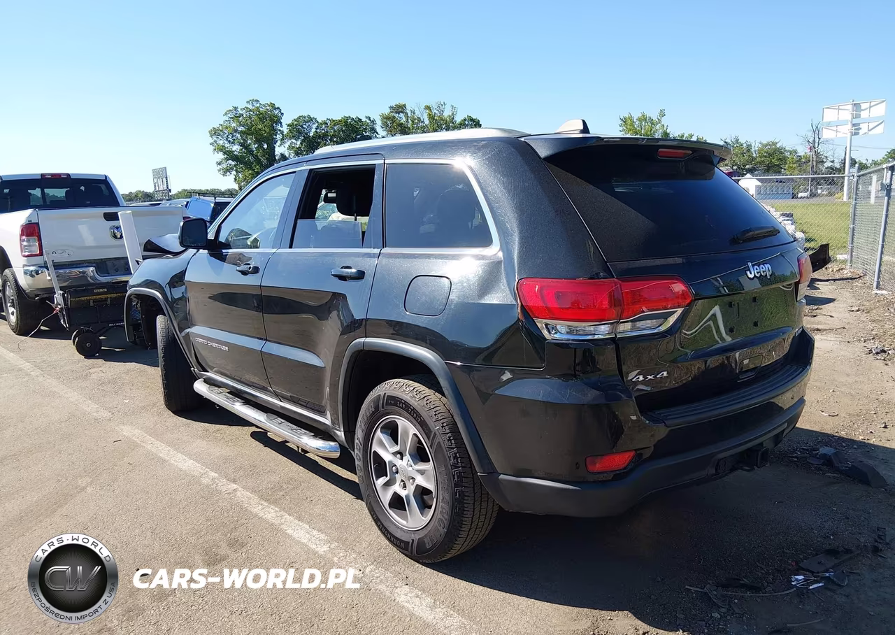 2014 Jeep Grand Cherokee Laredo VIN:1C4RJFAG4EC422250 - 3