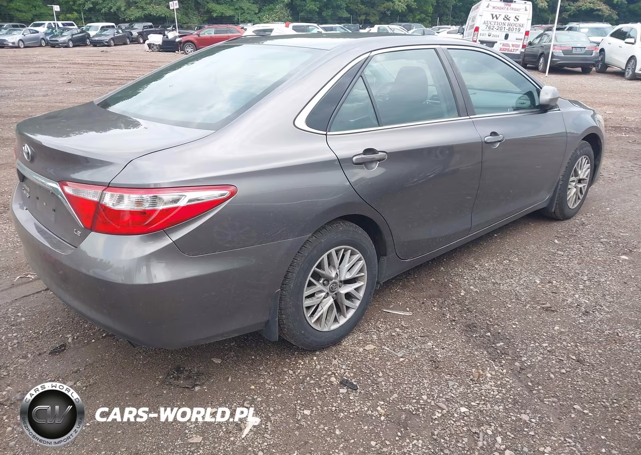 2016 Toyota Camry Le VIN:4T1BF1FK6GU120776 - 4