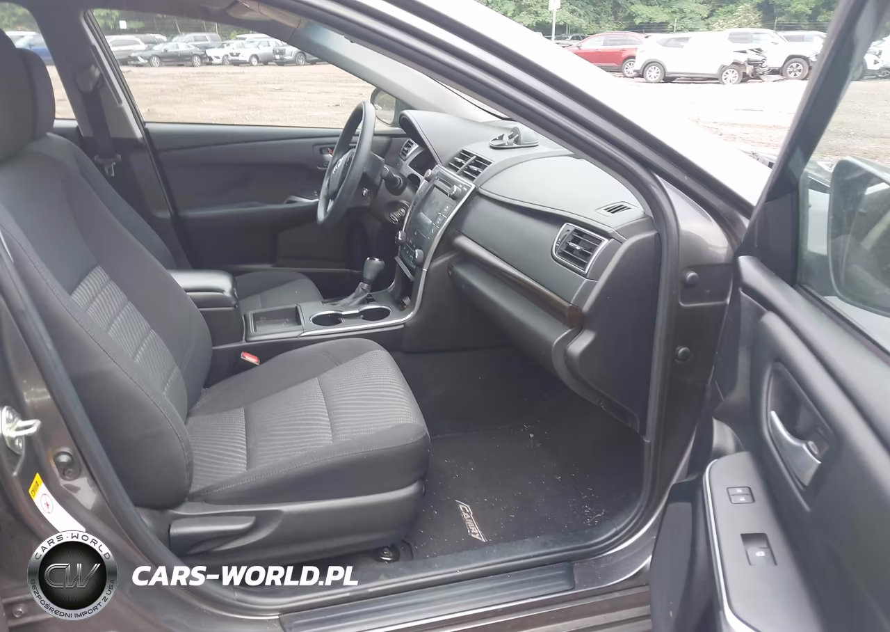 2016 Toyota Camry Le VIN:4T1BF1FK6GU120776 - 5