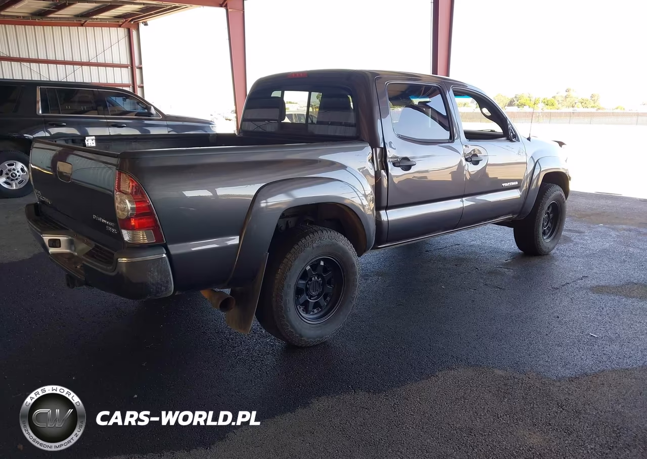2013 Toyota Tacoma Prerunner VIN:5TFJX4GN7DX019649 - 4