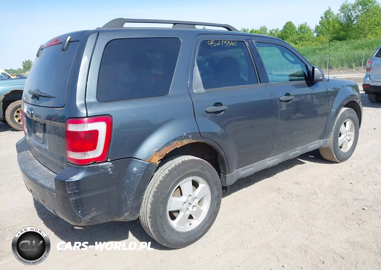 2009 Ford Escape Xlt VIN:1FMCU03G99KA30766 - 4
