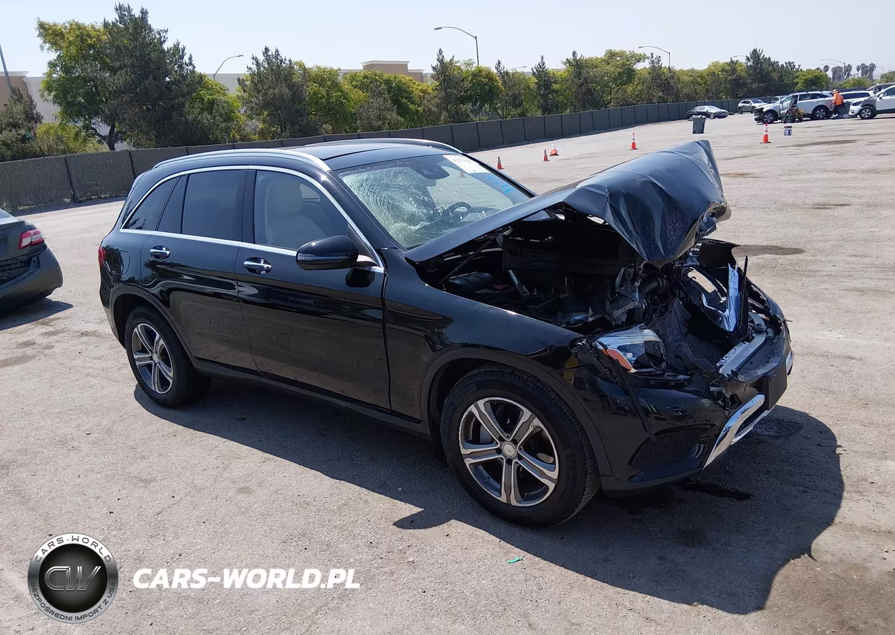 2016 Mercedes-Benz Glc 300 – zdjęcie 1 z 19