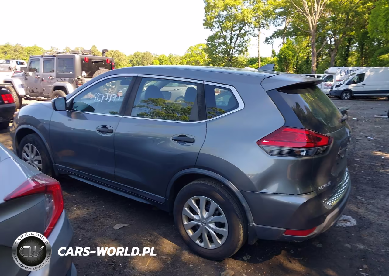 2017 Nissan Rogue S VIN:KNMAT2MV0HP619245 - 14