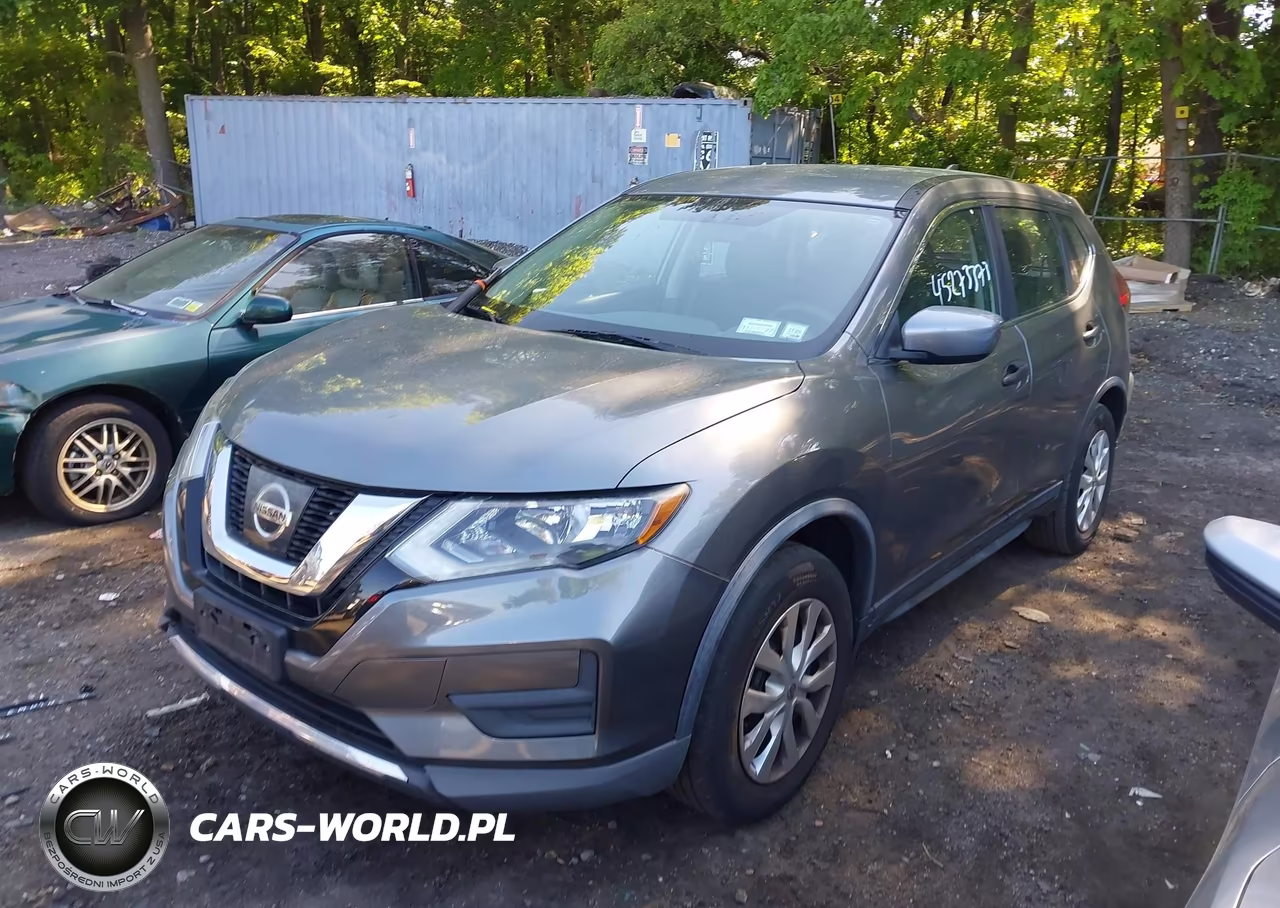 2017 Nissan Rogue S VIN:KNMAT2MV0HP619245 - 2