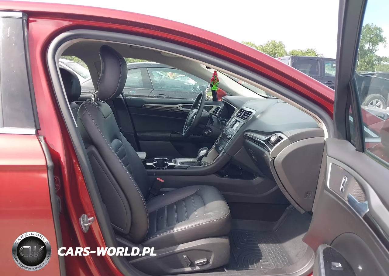 2014 Ford Fusion Se VIN:3FA6P0HD9ER289860 - 5