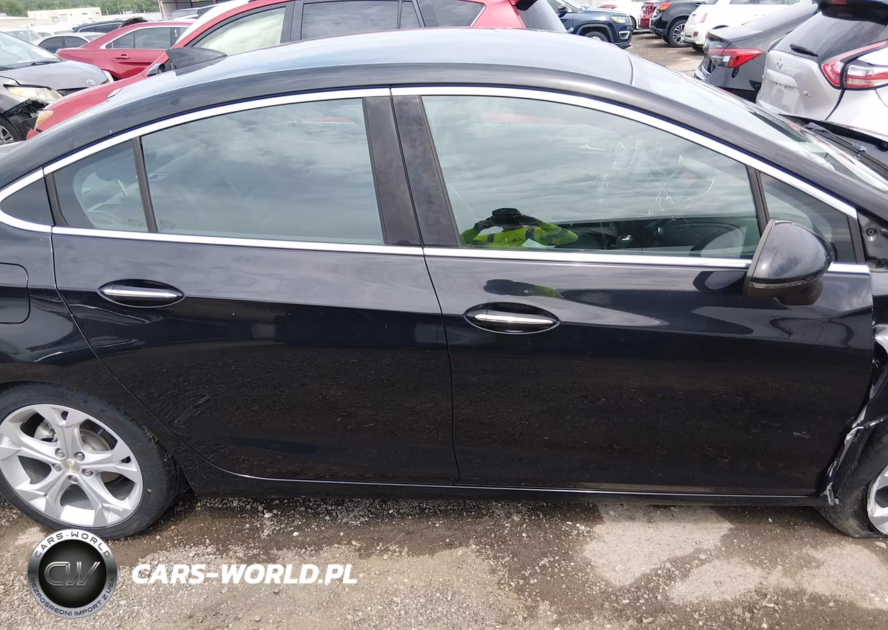 2017 Chevrolet Cruze Premier Auto VIN:1G1BF5SM9H7236422 - 13