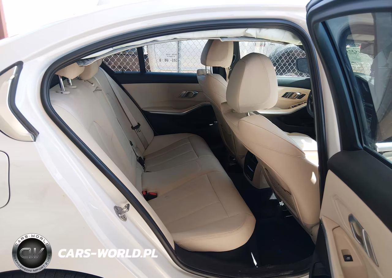 2019 BMW 330I VIN:WBA5R1C59KAK12740 - 8