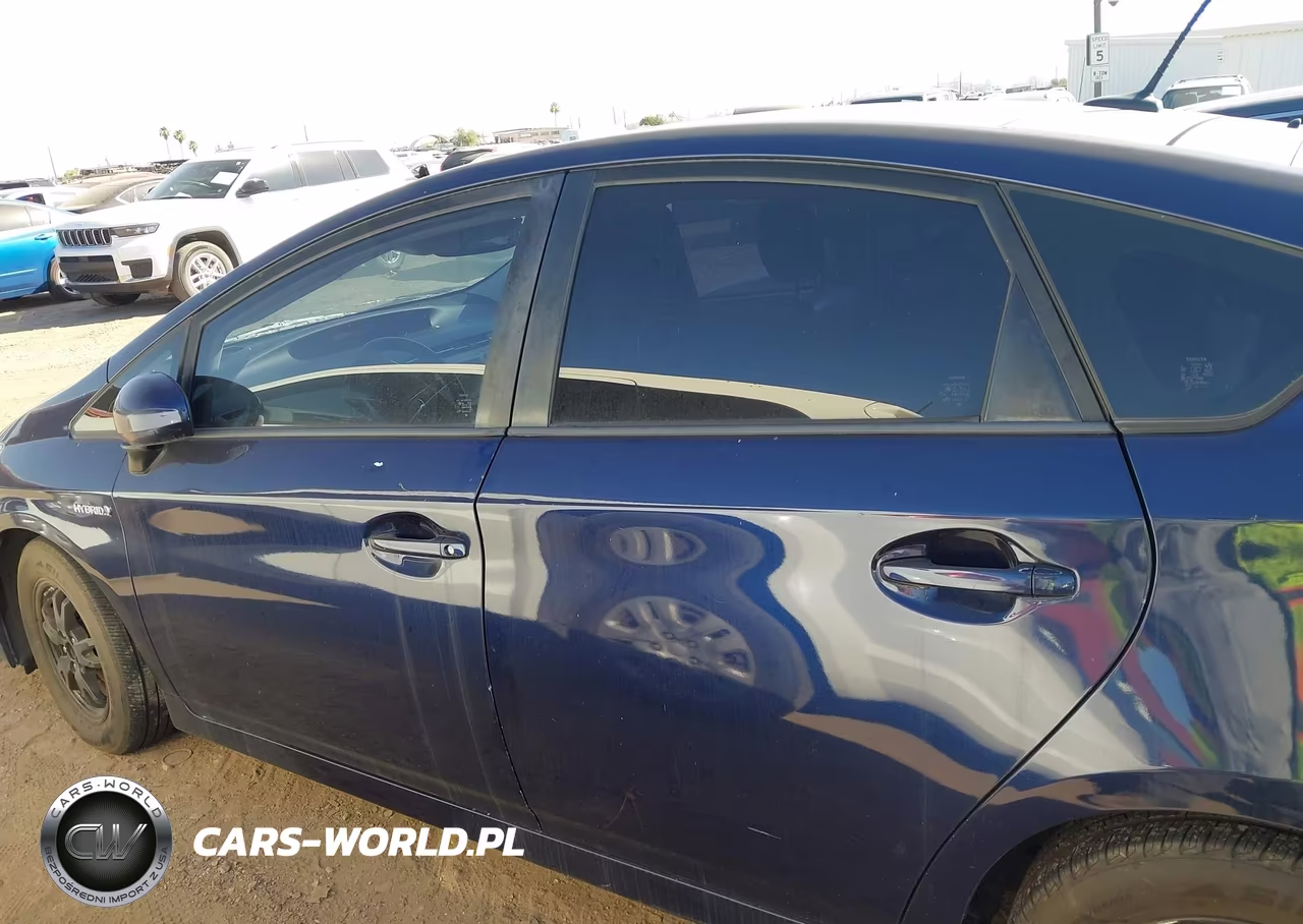 2014 Toyota Prius Four VIN:JTDKN3DU7E1765068 - 14