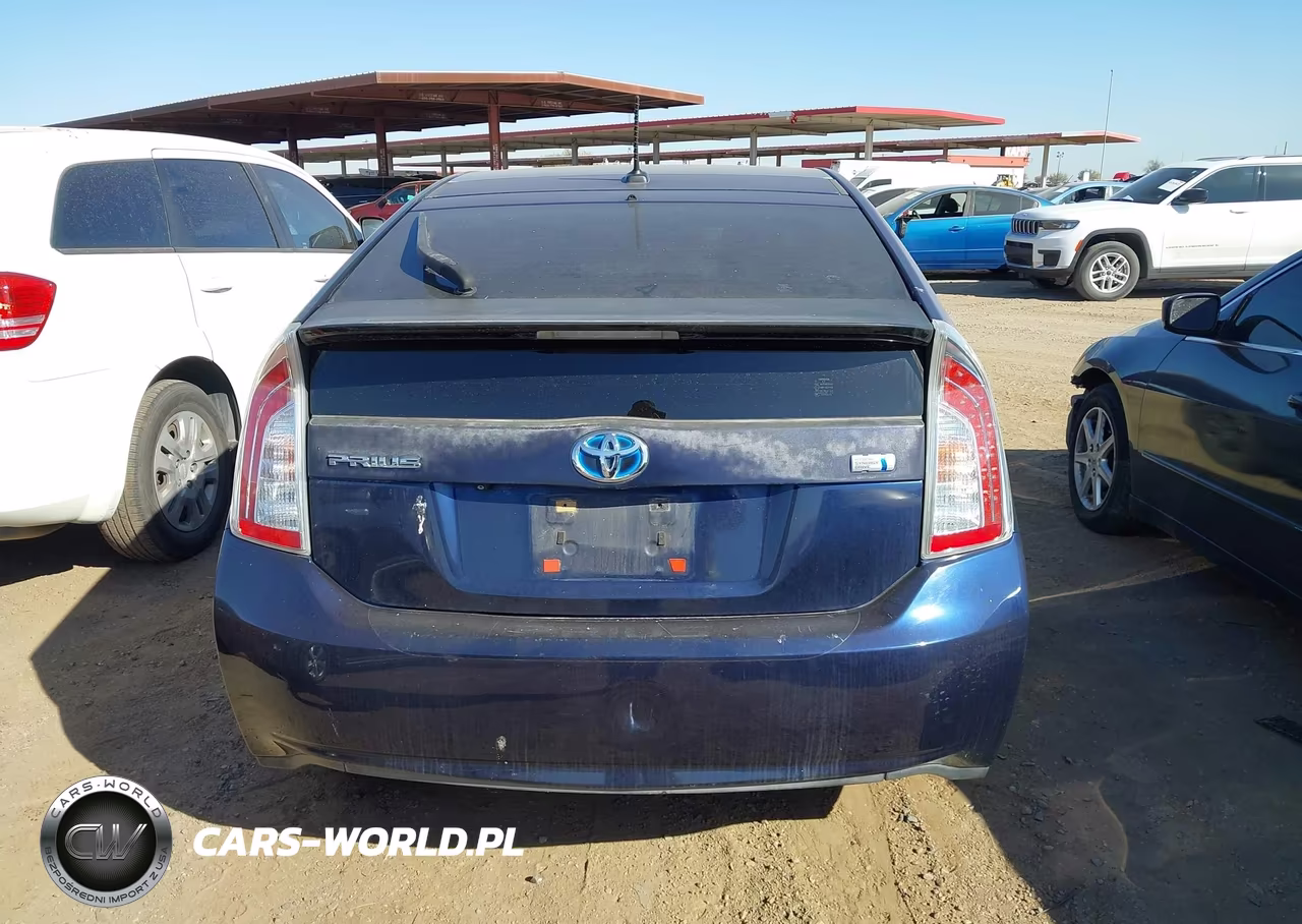 2014 Toyota Prius Four VIN:JTDKN3DU7E1765068 - 16