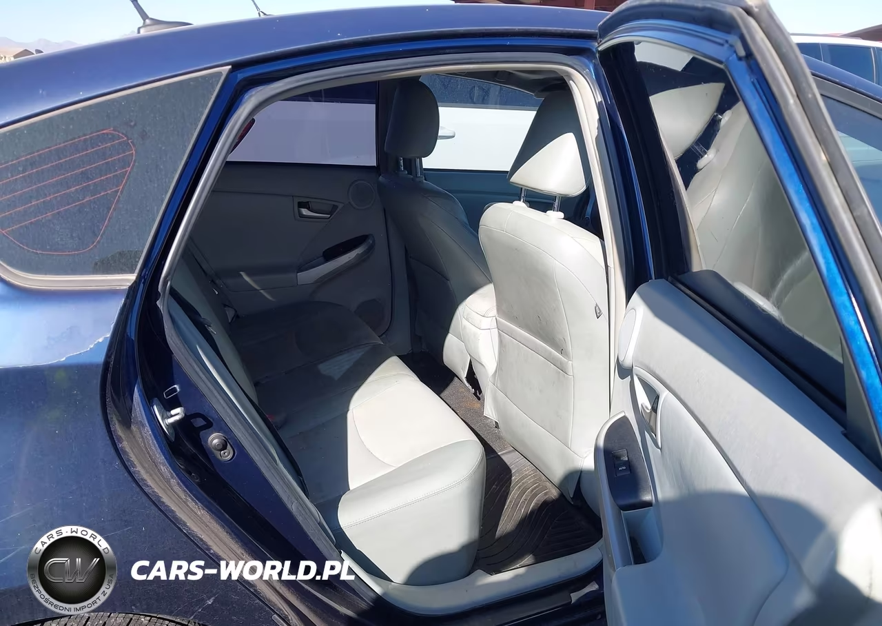 2014 Toyota Prius Four VIN:JTDKN3DU7E1765068 - 8