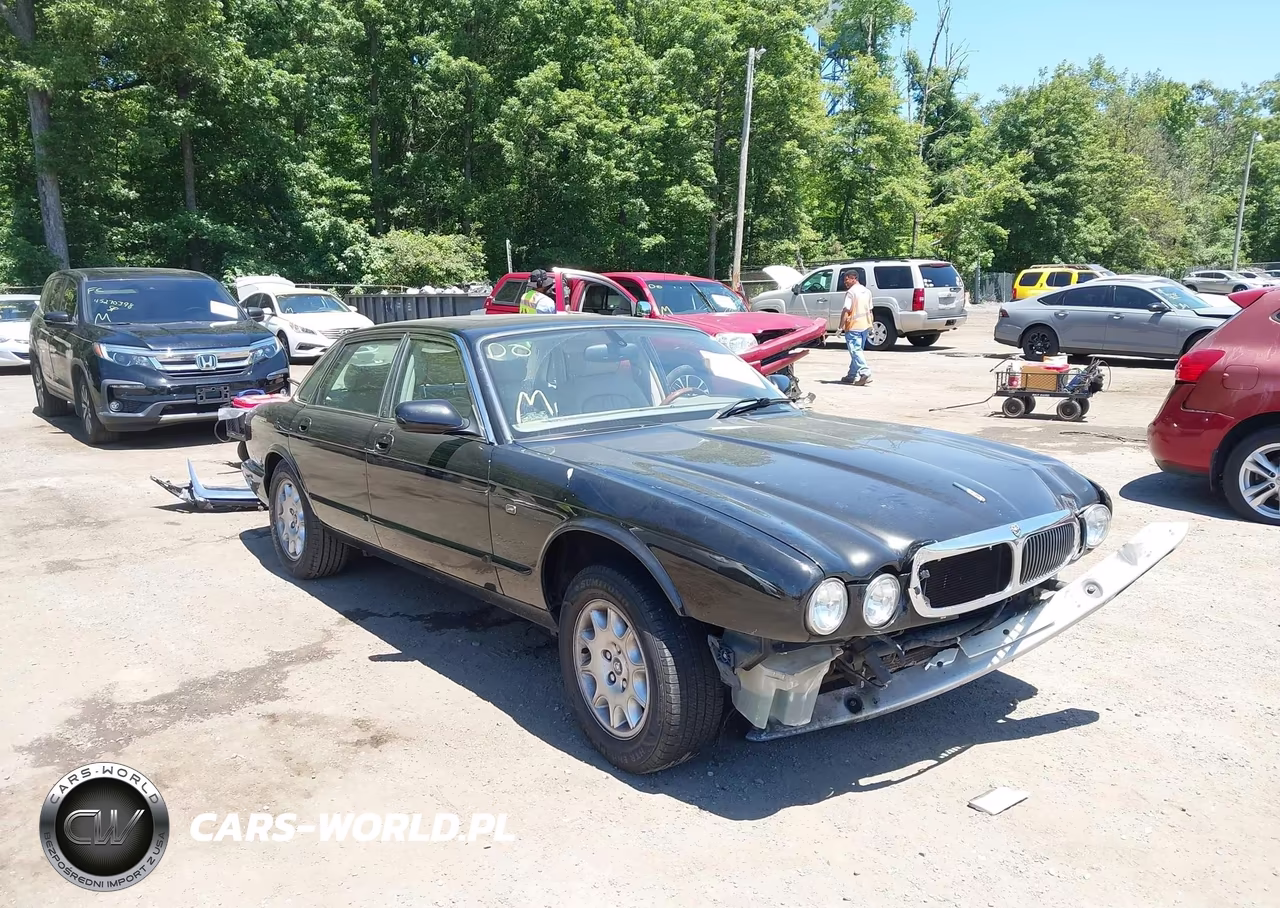 2001 Jaguar Xj8