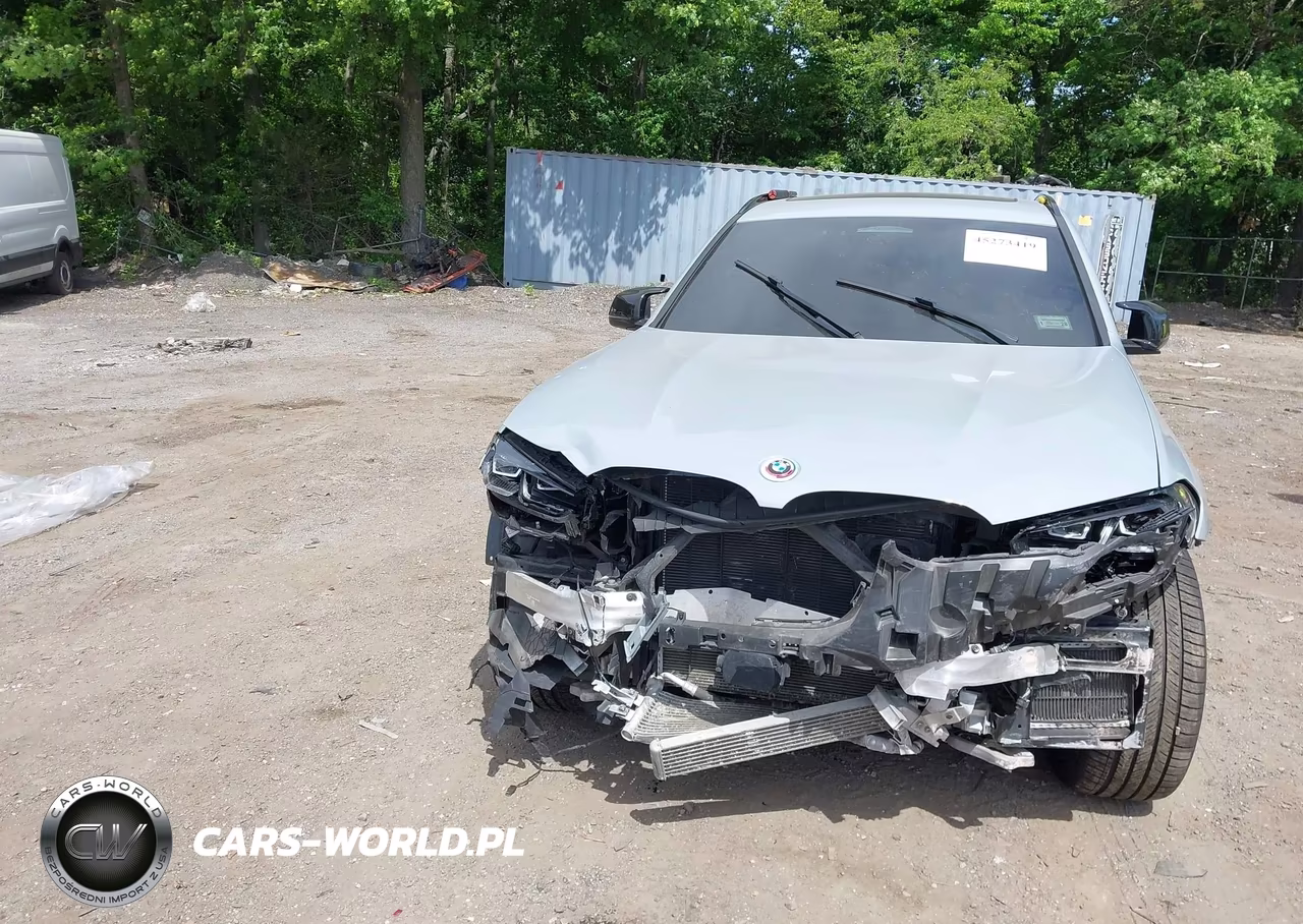 2022 BMW X3 M VIN:5YM13EC00N9N32413 - 12