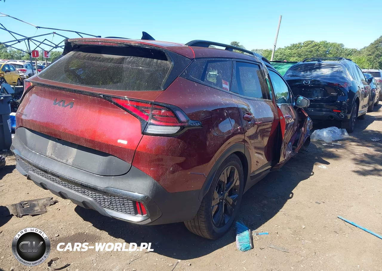 2025 Kia Sportage Plug-In Hybrid X-Line Prestige VIN:KNDPZDDH7S7187226 - 4