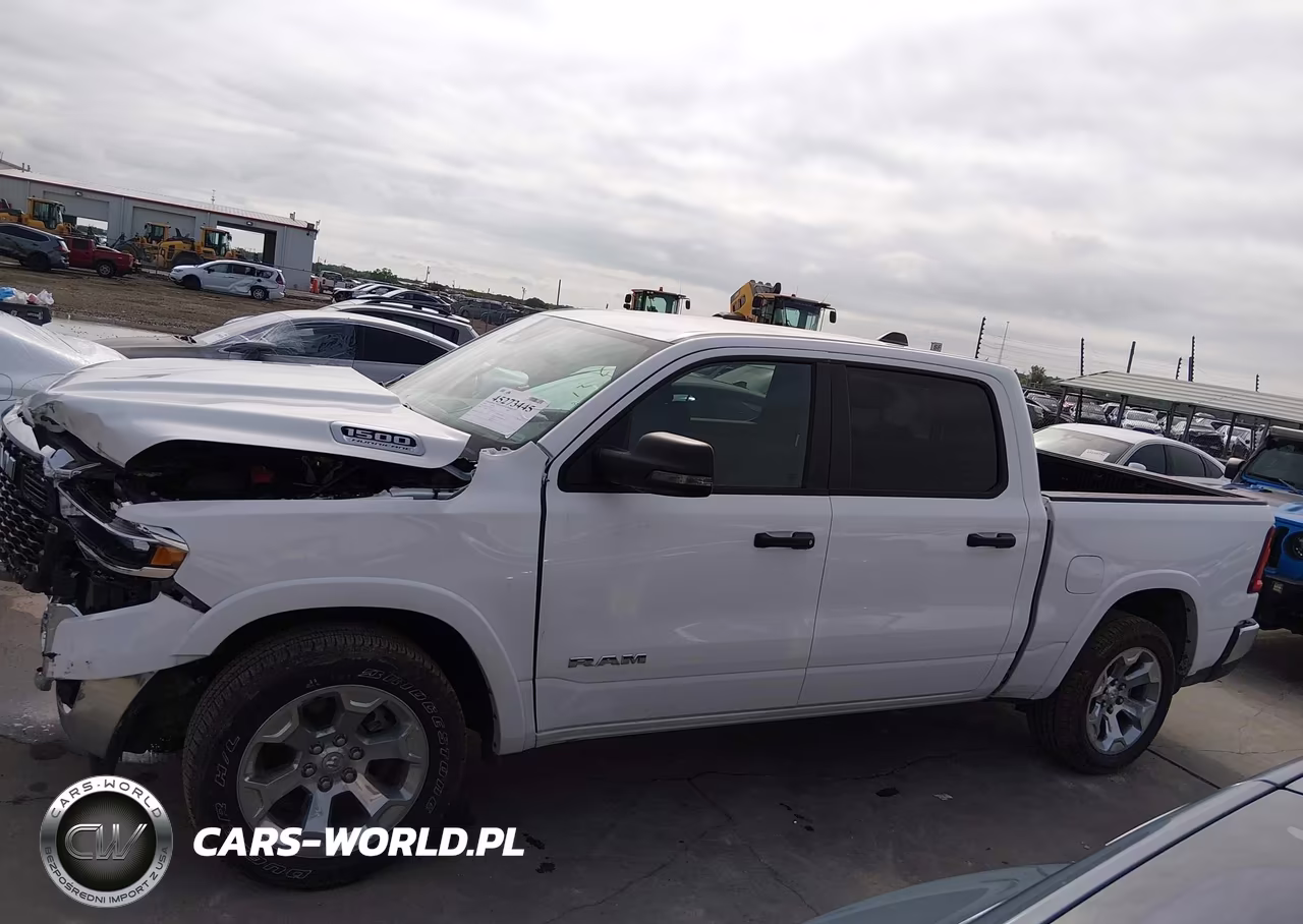2026 Ram 1500 Big Horn 4X4 5'7 Box VIN:3C6SRFFP1T4159236 - 14