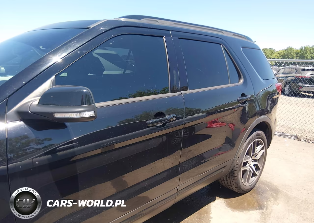 2017 Ford Explorer Sport VIN:1FM5K8GT2HGB03269 - 14