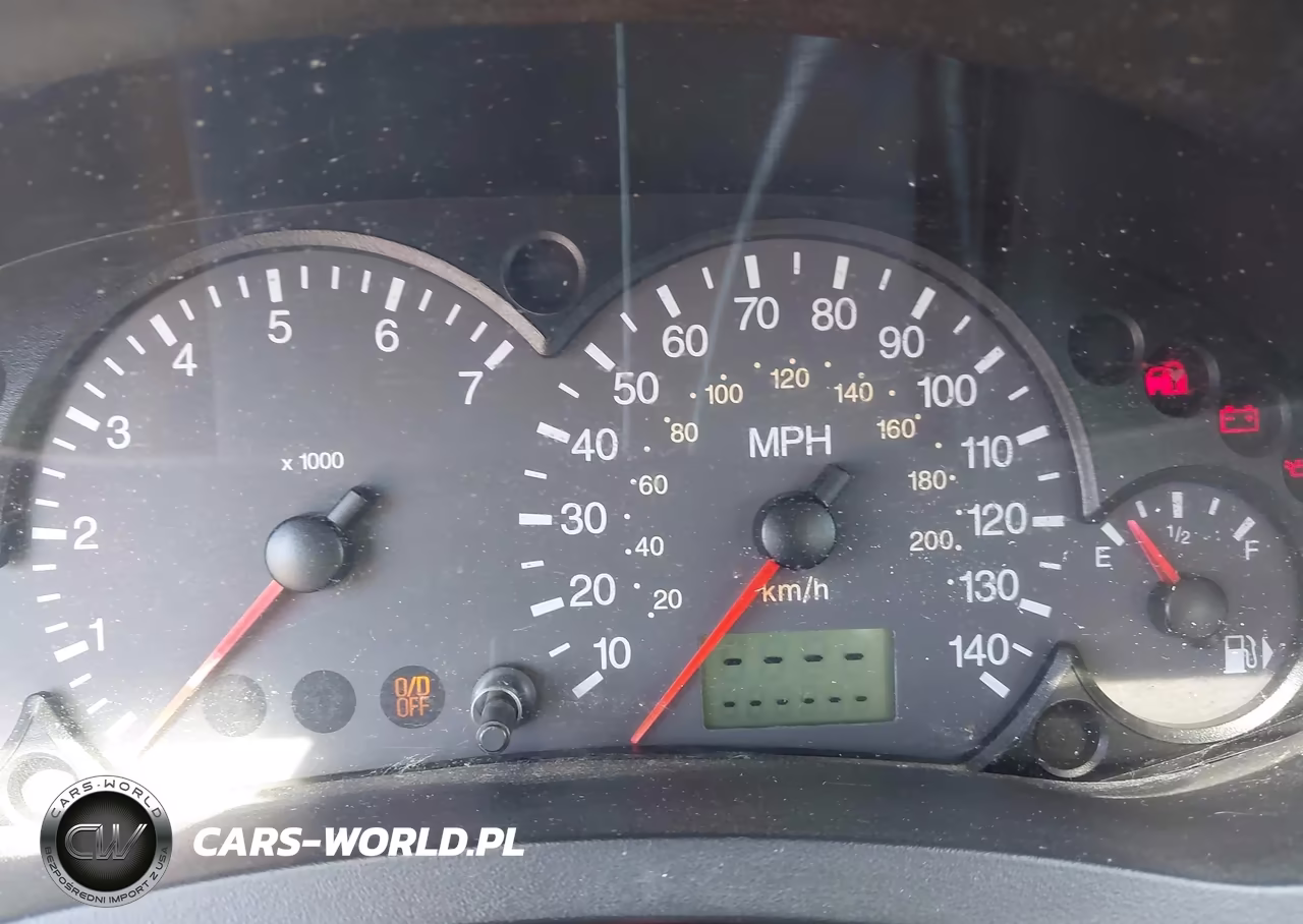 2005 Ford Focus Zx3 VIN:3FAFP31N15R135373 - 7