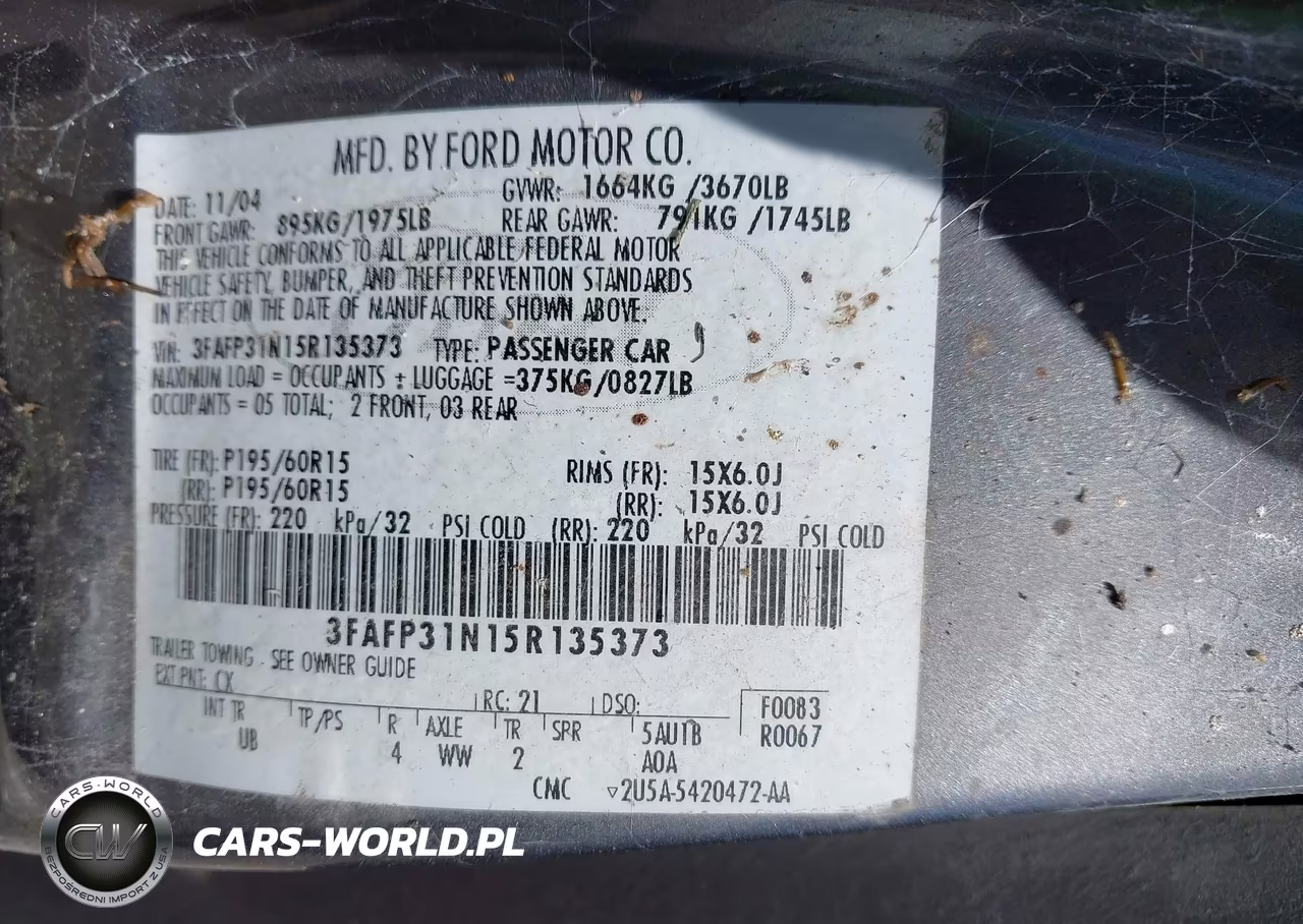 2005 Ford Focus Zx3 VIN:3FAFP31N15R135373 - 9