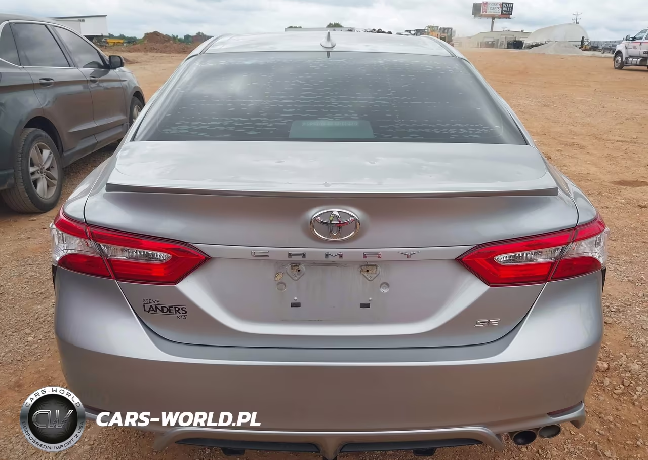 2020 Toyota Camry Se VIN:4T1G11AK0LU944293 - 17