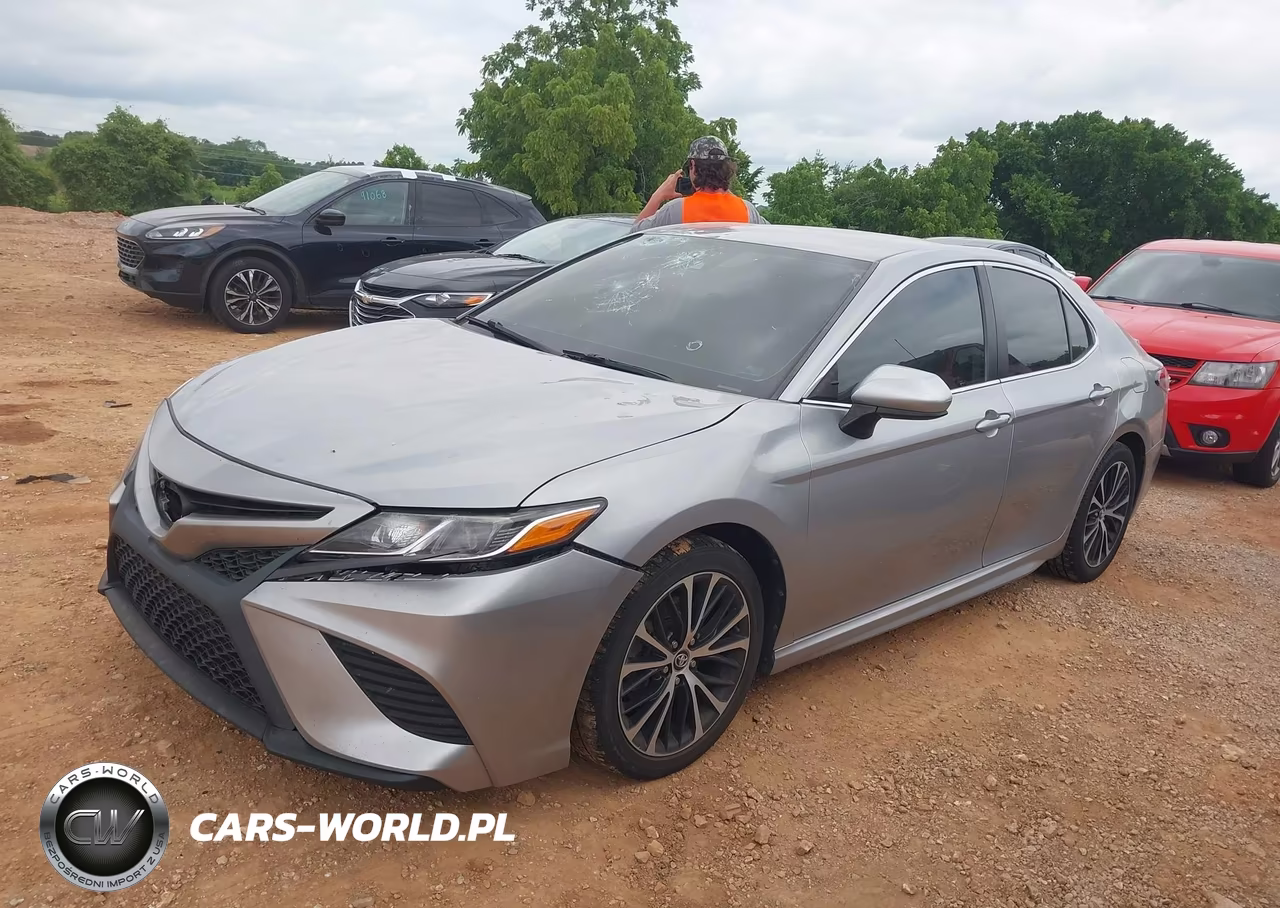 2020 Toyota Camry Se VIN:4T1G11AK0LU944293 - 2