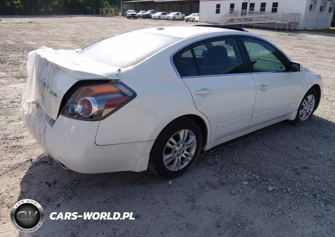 2012 Nissan Altima 2.5 S VIN:1N4AL2AP5CN560841 - 4