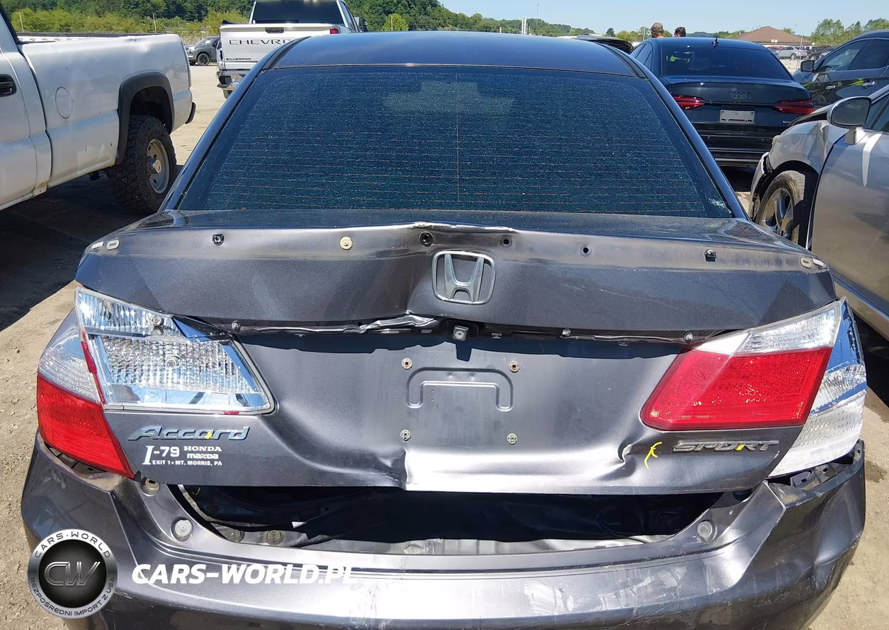 2015 Honda Accord Sport VIN:1HGCR2F56FA039228 - 16