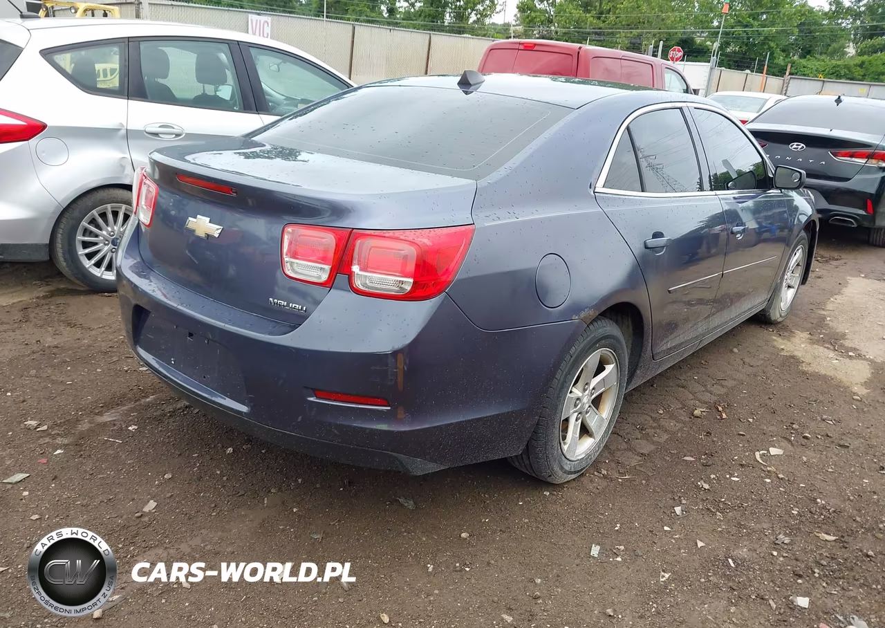 2013 Chevrolet Malibu 1Ls VIN:1G11B5SA8DF325928 - 4