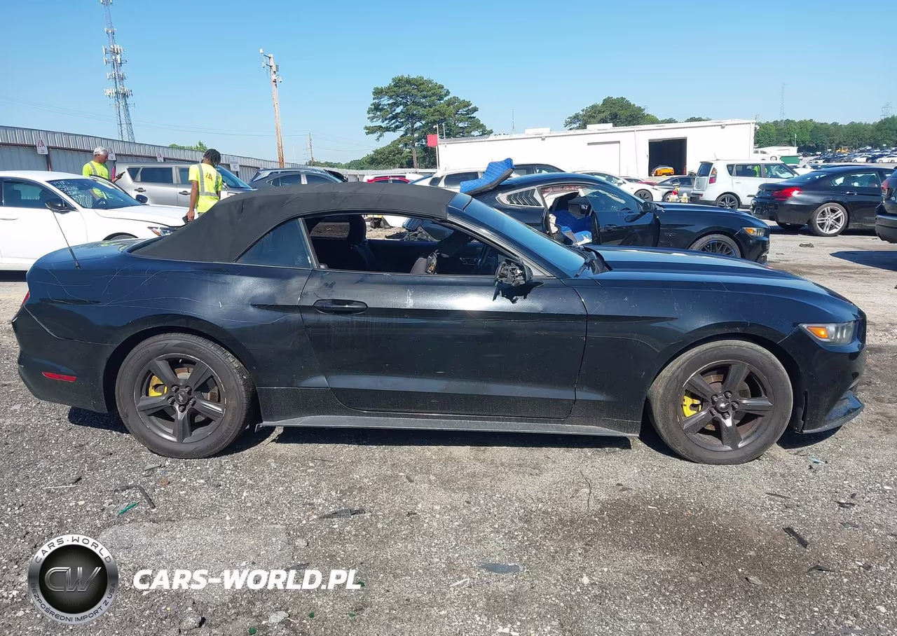 2015 Ford Mustang V6 VIN:1FATP8EM7F5400996 - 13
