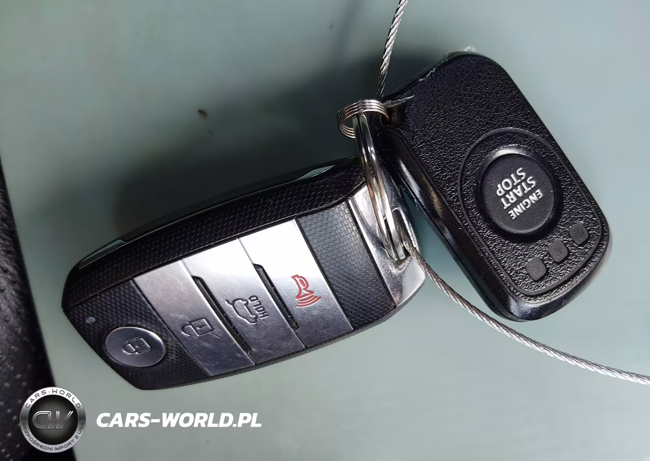 2018 Kia Sorento 3.3L Ex VIN:5XYPH4A54JG383770 - 11