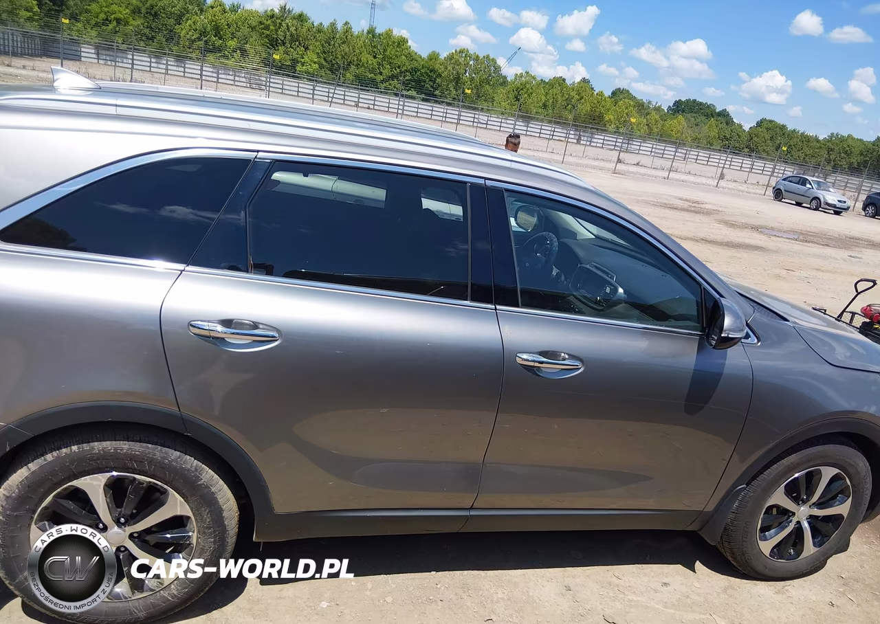 2018 Kia Sorento 3.3L Ex VIN:5XYPH4A54JG383770 - 13