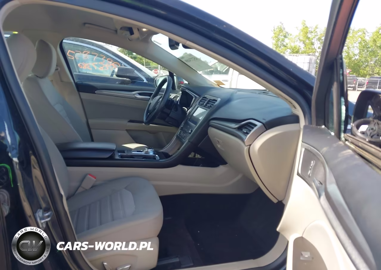 2020 Ford Fusion Se VIN:3FA6P0T96LR236565 - 5
