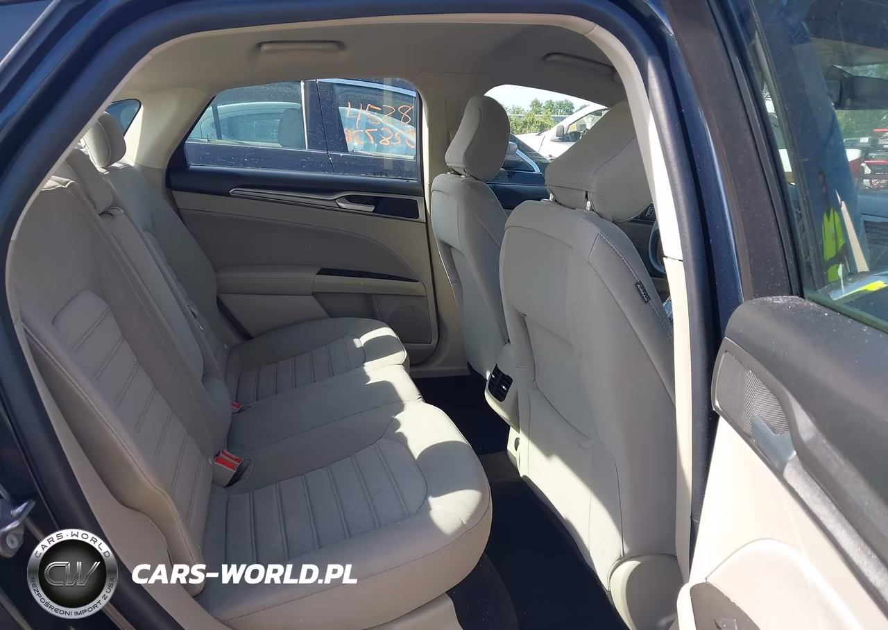 2020 Ford Fusion Se VIN:3FA6P0T96LR236565 - 8