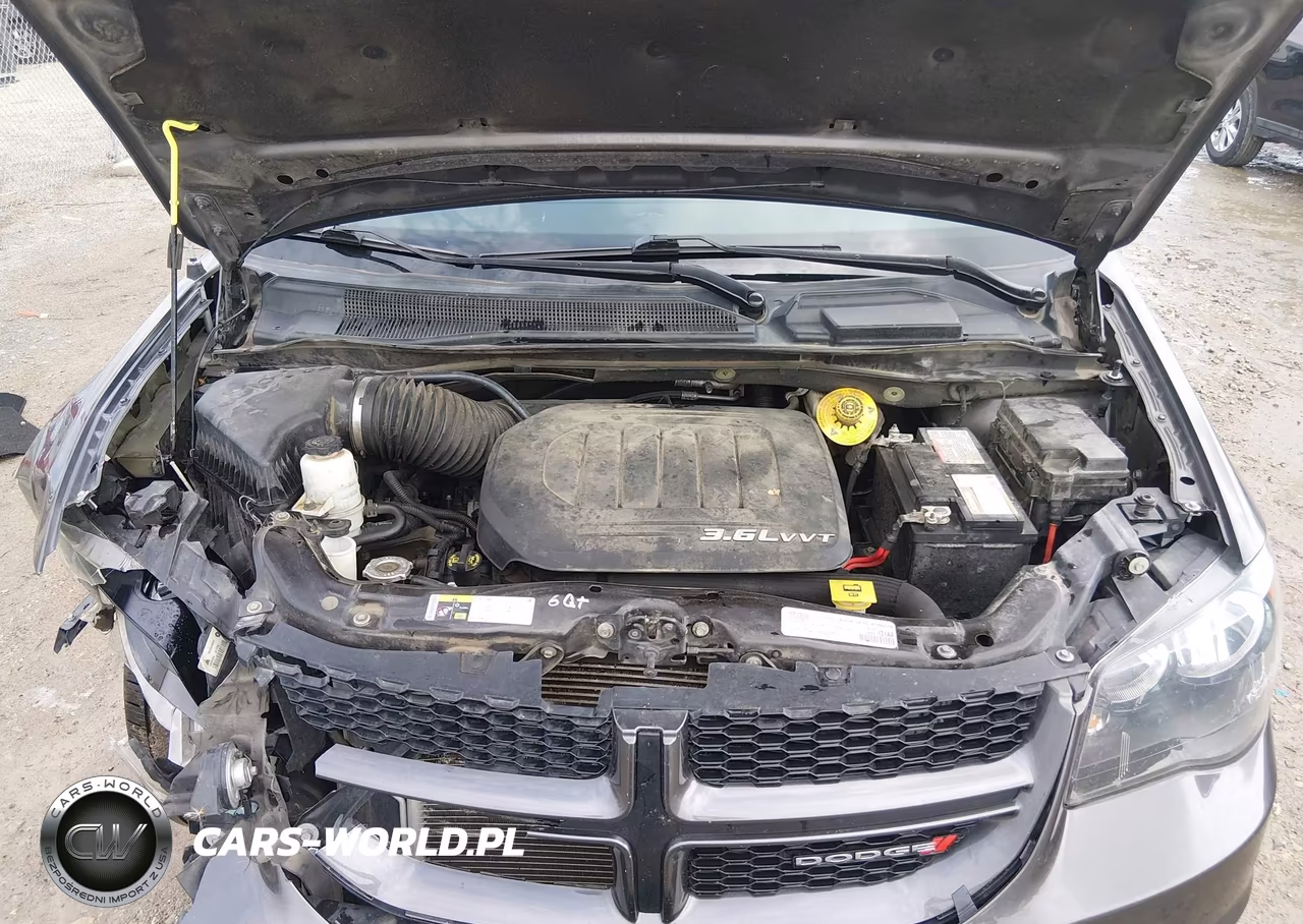 2018 Dodge Grand Caravan Gt VIN:2C4RDGEG4JR311772 - 10